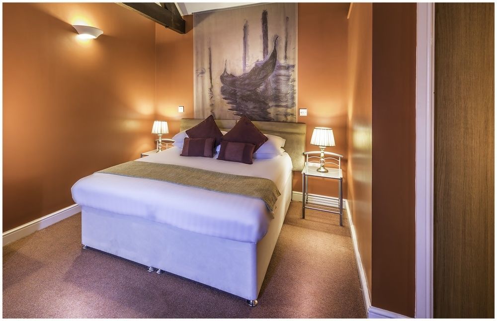 Crows Hotel Ланкастер Екстер'єр фото